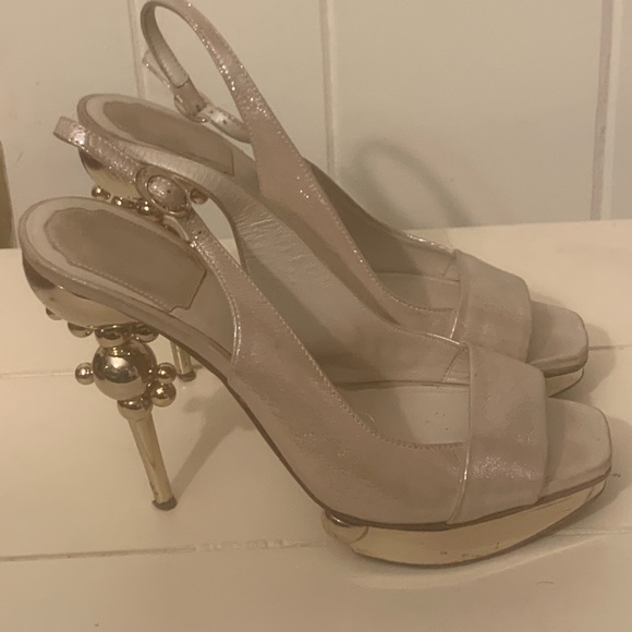 Dior  Runway Gold sculpted Peep Toe Slingback Heel Platform. - Picture 2 of 8